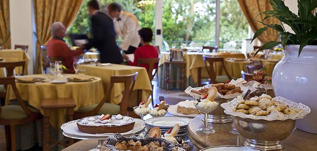 Grand Hotel Excelsior Terme - Tel: 081.19.75.19.29
