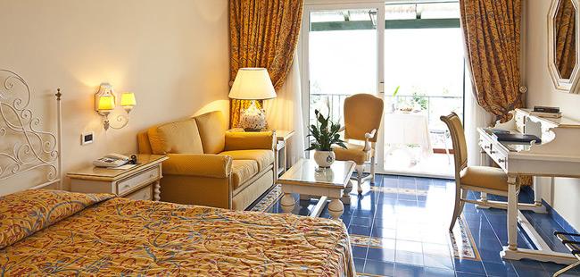 Grand Hotel Excelsior Terme - Tel: 081.19.75.19.29