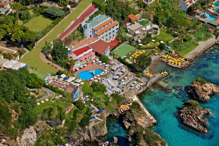 Hotel Delfini - Tel: 081.19.75.19.29