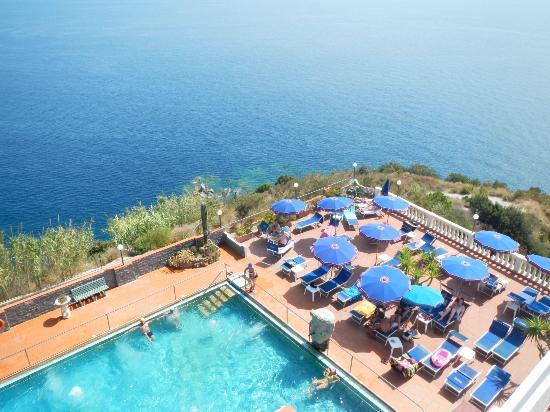 Hotel St. Leonard - Tel: 081.19.75.19.29