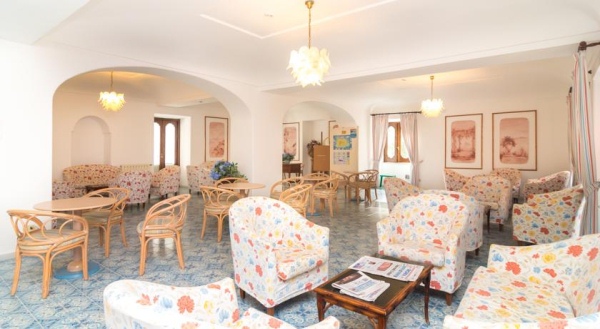 Hotel Oriente - Tel: 081.19.75.19.29