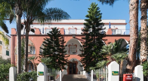 Hotel Oriente - Tel: 081.19.75.19.29