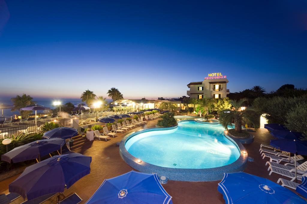 Hotel Providence - Tel: 081.19.75.19.29