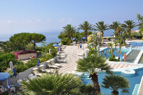 Hotel Park & Terme Romantica - Tel: 081.19.75.19.29