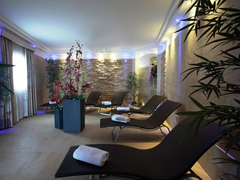 Hotel Royal Palm - Tel: 081.19.75.19.29