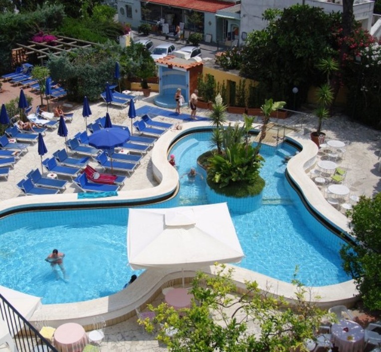 Hotel Royal Terme - Tel: 081.19.75.19.29