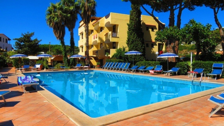 Hotel Terme San Giovanni - Tel: 081.19.75.19.29