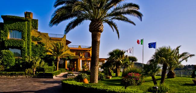 Albergo San Montano - Tel: 081.19.75.19.29