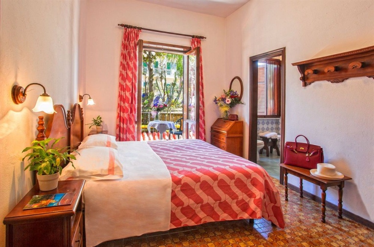 Hotel Terme San Valentino - Tel: 081.19.75.19.29