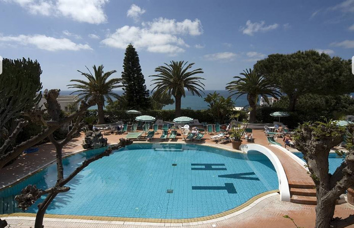 Parco Hotel Terme Villa Teresa - Tel: 081.19.75.19.29