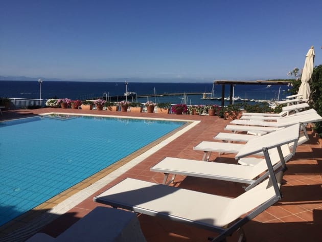 Hotel Pithaecusa - Tel: 081.19.75.19.29